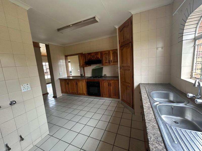 4 Bedroom Property for Sale in Vaalpark Free State